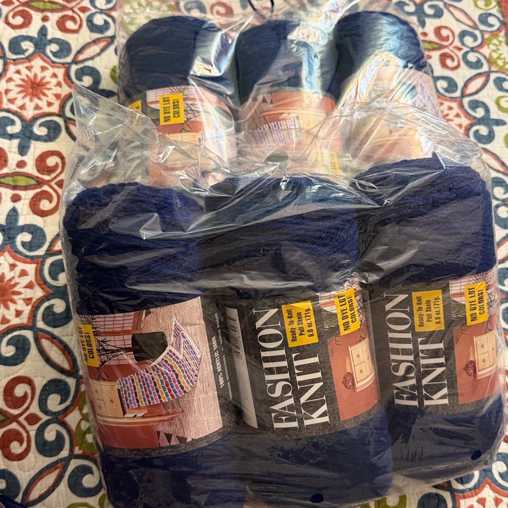 Fashion Knit Blue Yarn lot 6 skeins